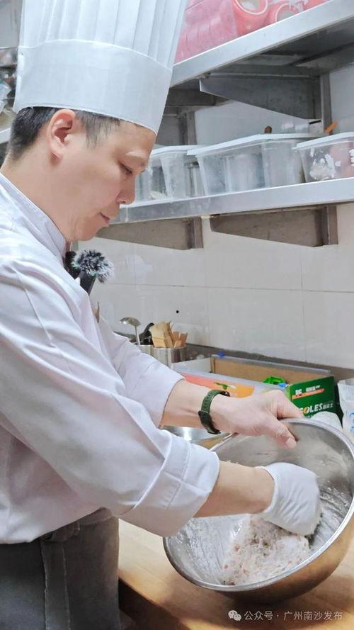 南沙厨师爆料事件视频,揭露后厨黑幕的内幕曝光  第2张
