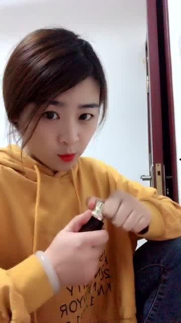 娱乐吃瓜酱美女在线观看,美女在线观看，揭秘娱乐圈幕后故事  第2张