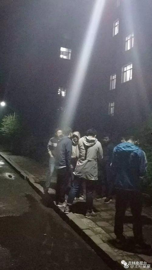 兰博喝醉爆料视频大全图片,揭秘兰博爆料视频背后的惊人真相  第2张