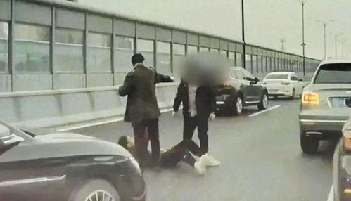 兰博喝醉爆料视频大全图片,揭秘兰博爆料视频背后的惊人真相  第3张