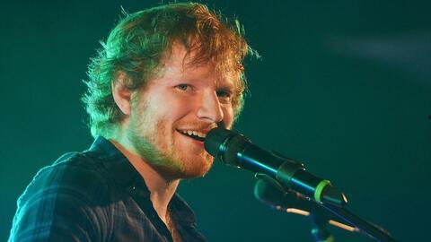 黄老板爆料唱歌视频,幕后唱歌瞬间，带你领略音乐魅力