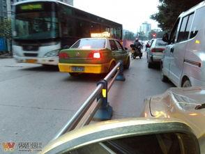 宜宾出租车最新爆料,揭秘价格乱象与乘客权益受损真相  第3张